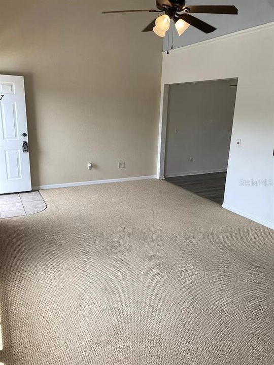 For Rent: $1,850 (2 beds, 2 baths, 872 Square Feet)