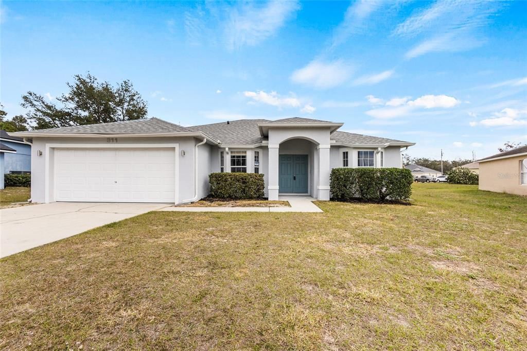 最近售出: $322,500 (4 贝兹, 2 浴室, 2074 平方英尺)