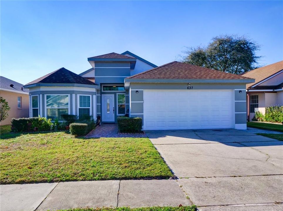 Recently Rented: $2,500 (3 beds, 2 baths, 1580 Square Feet)