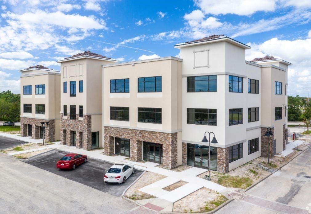 Active With Contract: $275,000 (0 beds, 0 baths, 534 Square Feet)