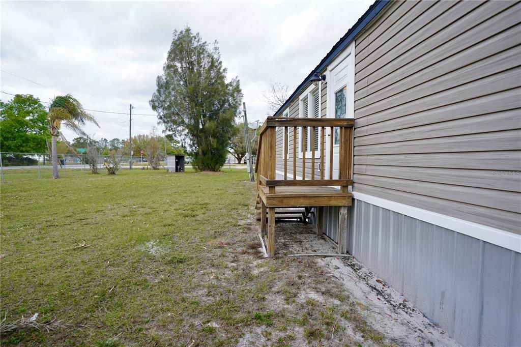 For Sale: $249,900 (3 beds, 2 baths, 1344 Square Feet)