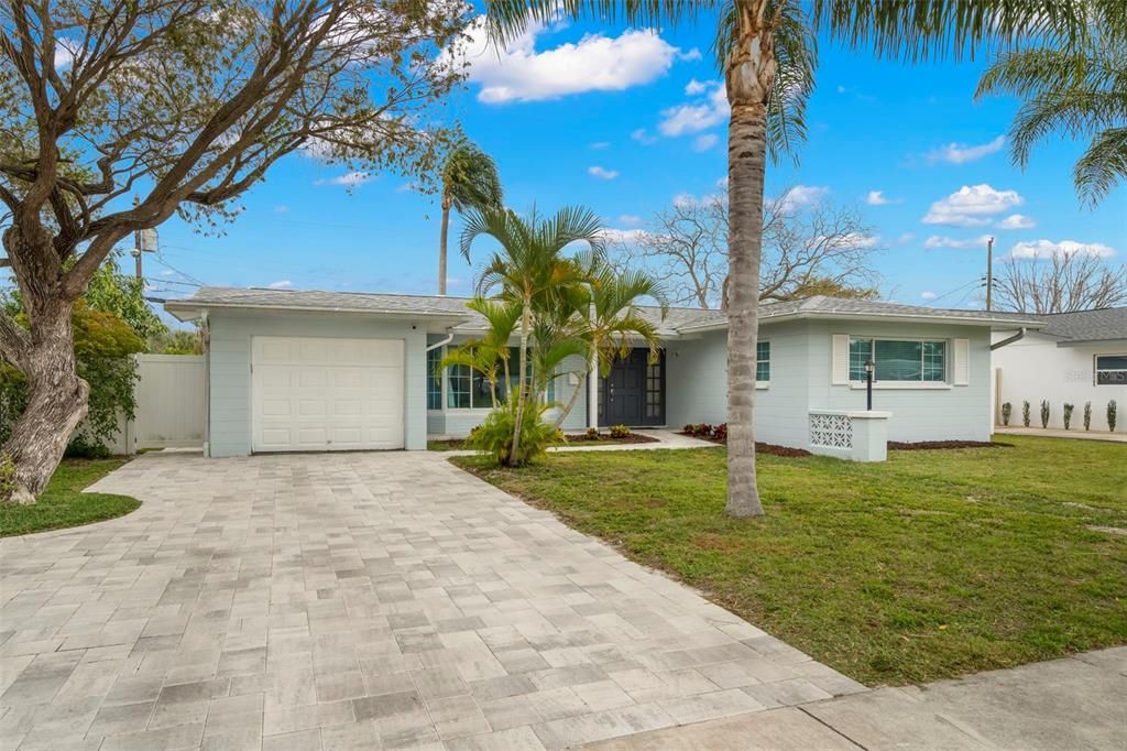 Recently Sold: $499,000 (3 beds, 2 baths, 1543 Square Feet)