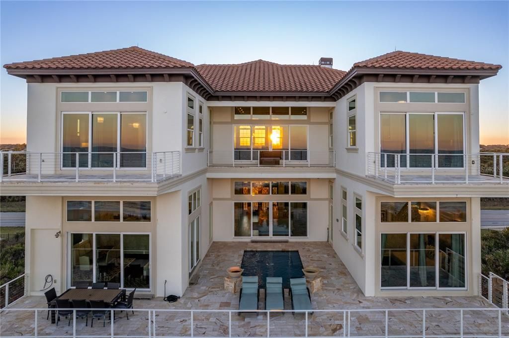 For Sale: $4,299,000 (5 beds, 5 baths, 5713 Square Feet)