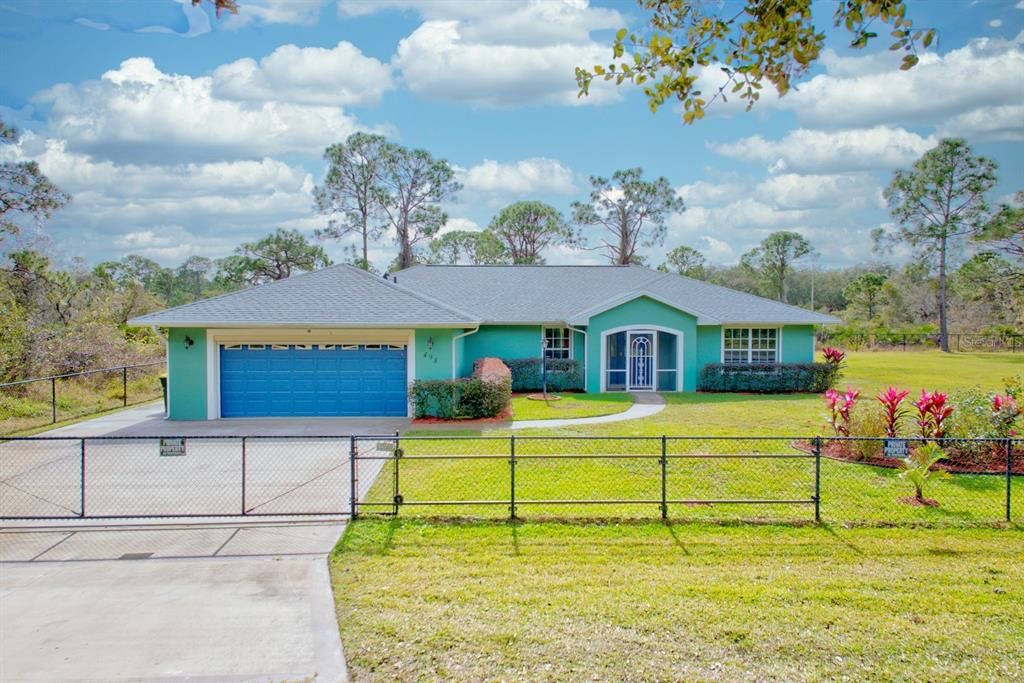 Recently Sold: $349,900 (3 beds, 2 baths, 2308 Square Feet)