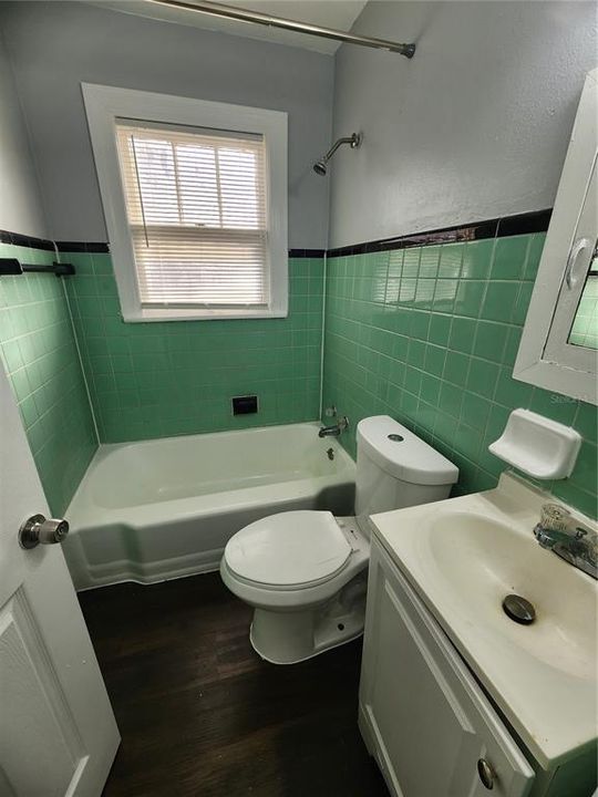Недавно арендовано: $1,175 (3 спален, 1 ванн, 1158 Квадратных фут)