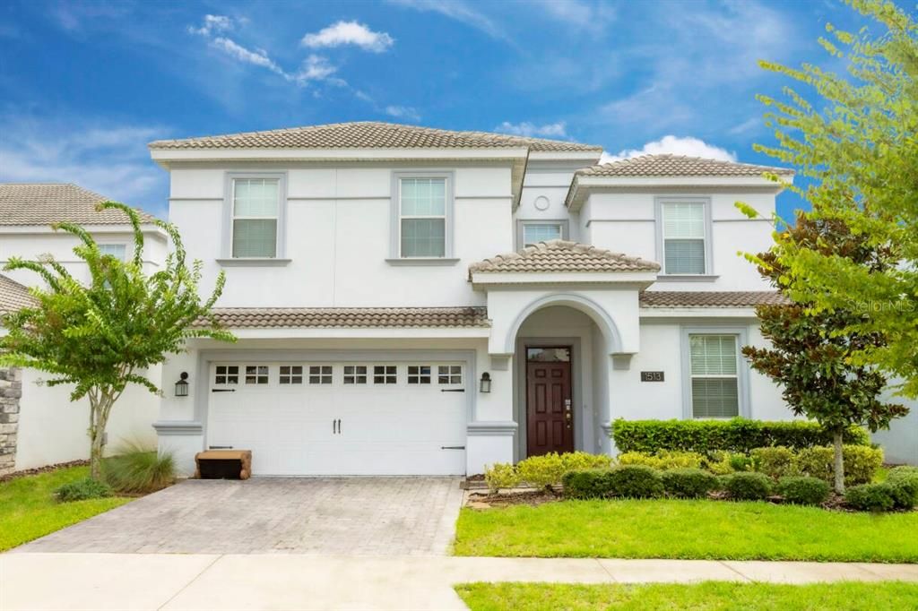Recently Sold: $749,000 (8 beds, 5 baths, 3909 Square Feet)