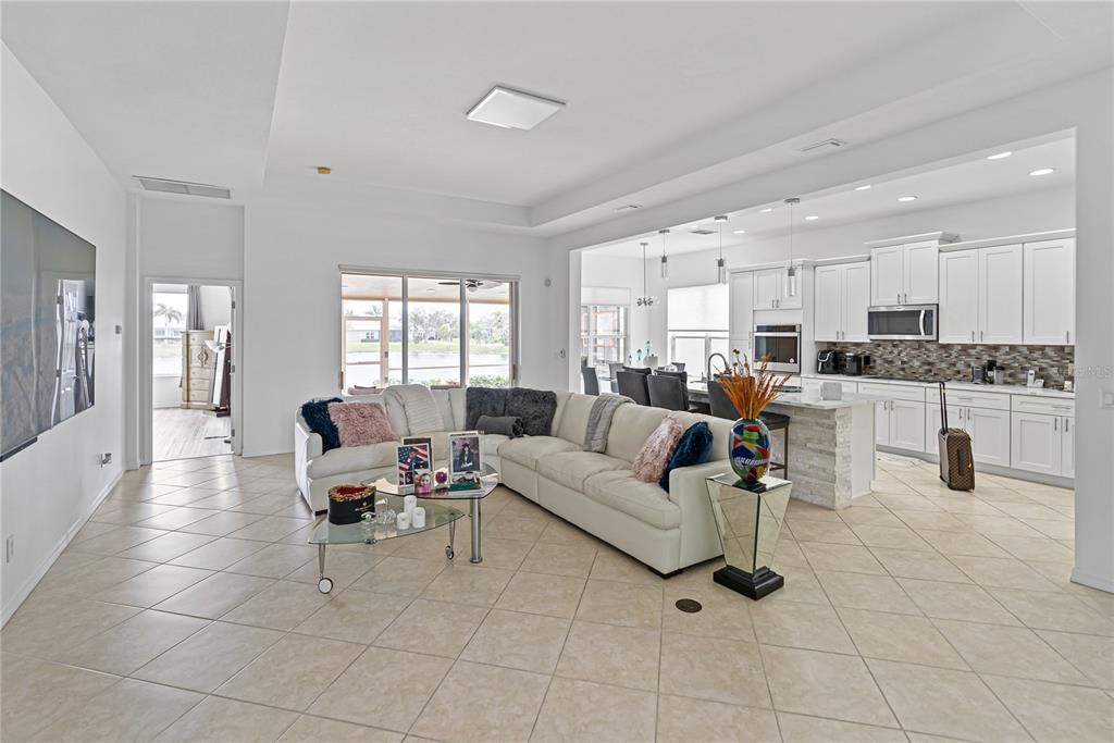 Active With Contract: $5,000 (5 beds, 2 baths, 3057 Square Feet)