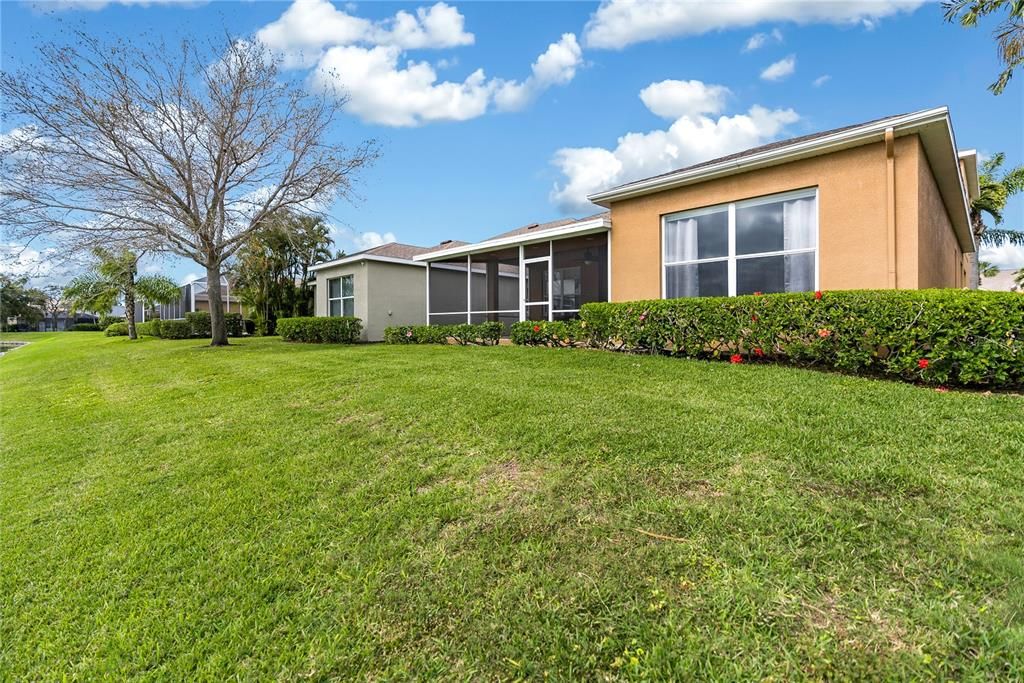 Active With Contract: $5,000 (5 beds, 2 baths, 3057 Square Feet)