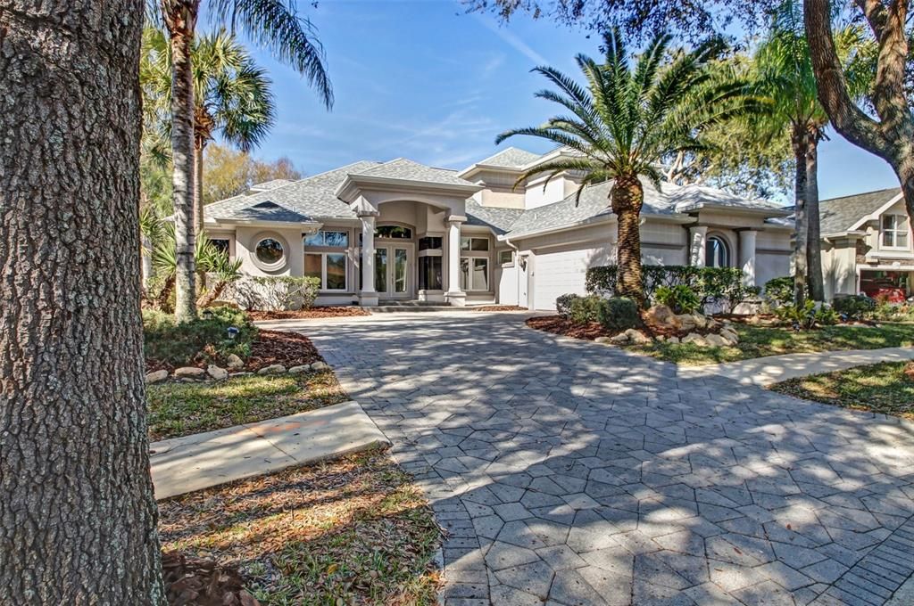 Active With Contract: $899,000 (5 beds, 5 baths, 3985 Square Feet)