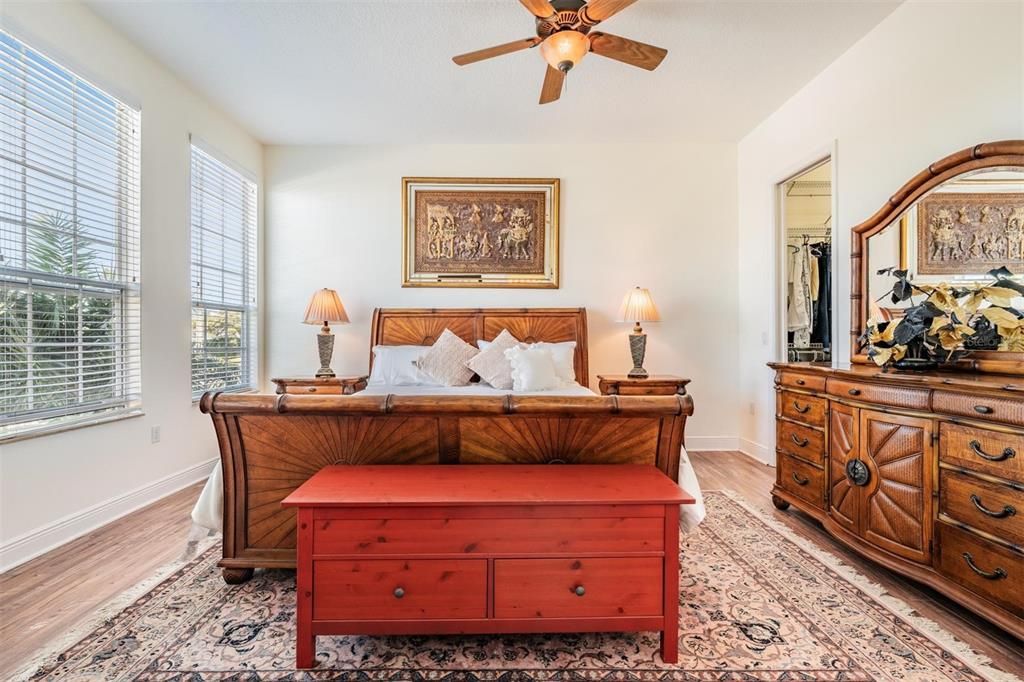 Recently Sold: $1,700,000 (3 beds, 2 baths, 2001 Square Feet)