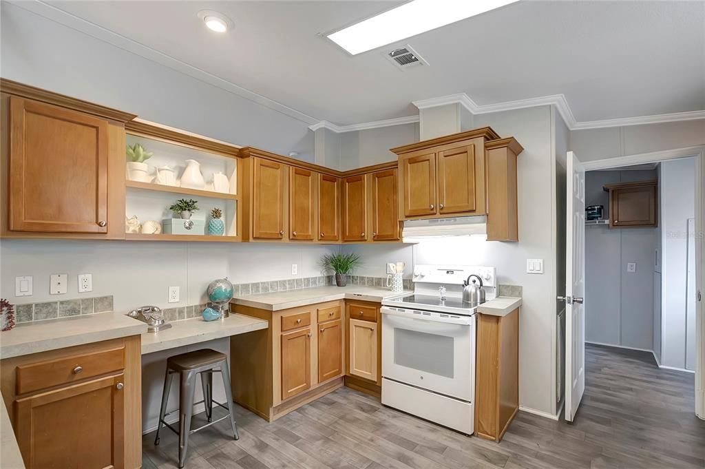 Active With Contract: $229,500 (3 beds, 2 baths, 1440 Square Feet)