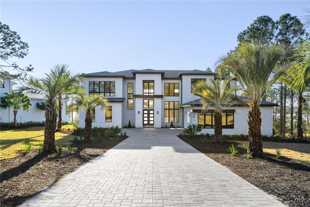 Recently Sold: $2,850,000 (5 beds, 6 baths, 6996 Square Feet)