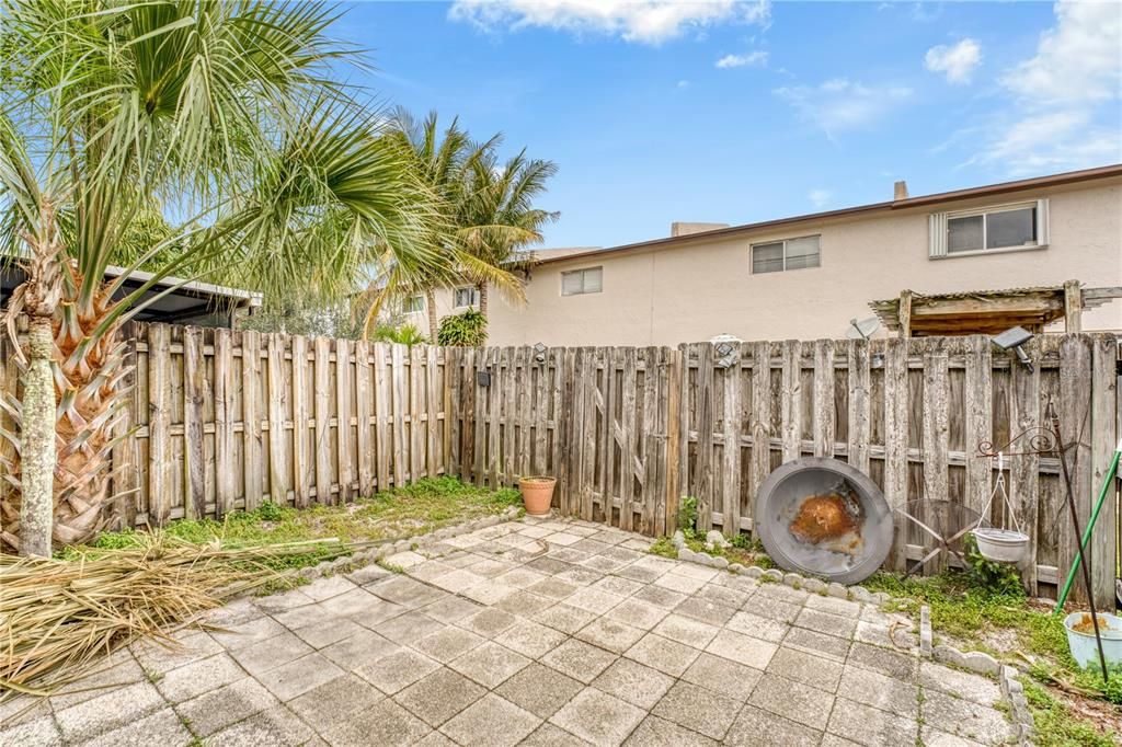 Recently Sold: $315,000 (2 beds, 2 baths, 1166 Square Feet)