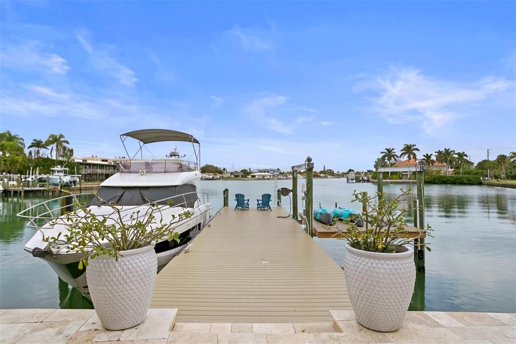 For Sale: $3,895,000 (3 beds, 3 baths, 3508 Square Feet)