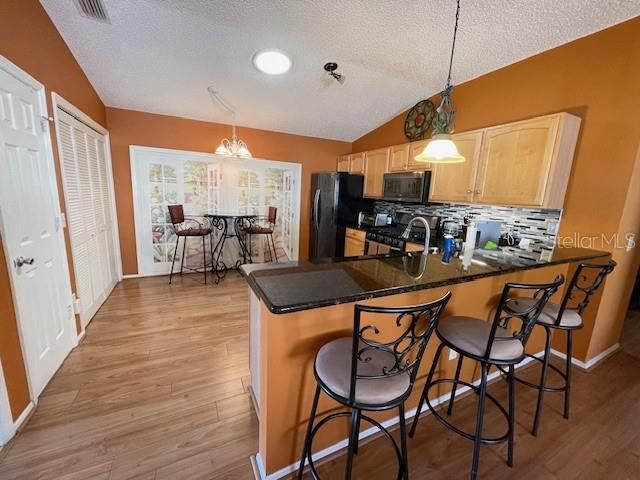 For Rent: $4,500 (2 beds, 2 baths, 1156 Square Feet)