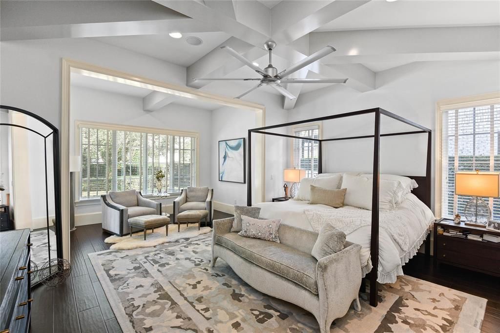 Recently Sold: $3,200,000 (5 beds, 5 baths, 4616 Square Feet)