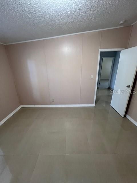 En Venta: $399,000 (3 camas, 2 baños, 2085 Pies cuadrados)