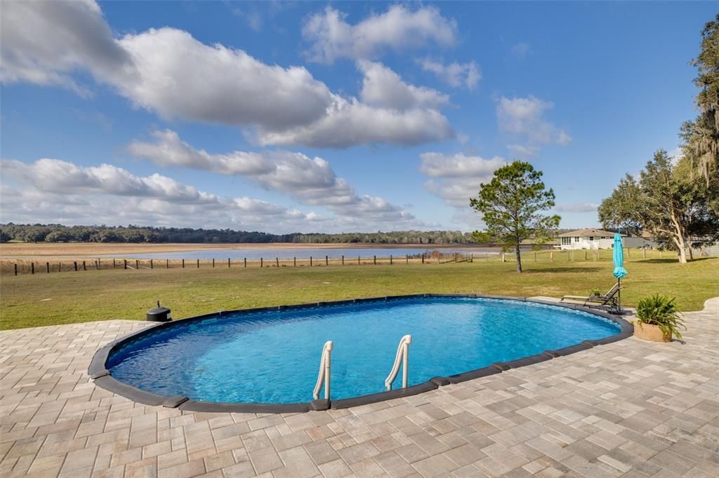 looking from the pool to the lake