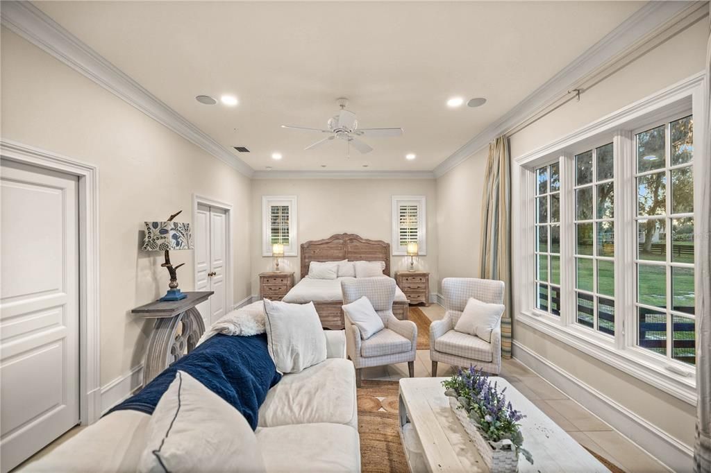 Recently Sold: $2,000,000 (4 beds, 3 baths, 3303 Square Feet)