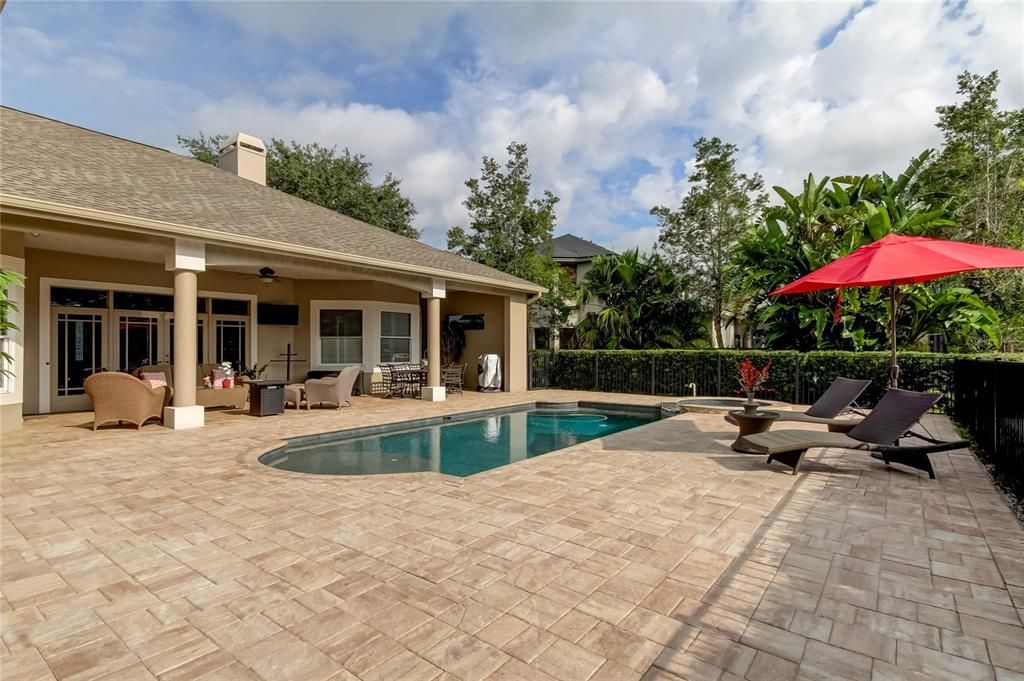 Recently Sold: $1,275,000 (4 beds, 3 baths, 4010 Square Feet)