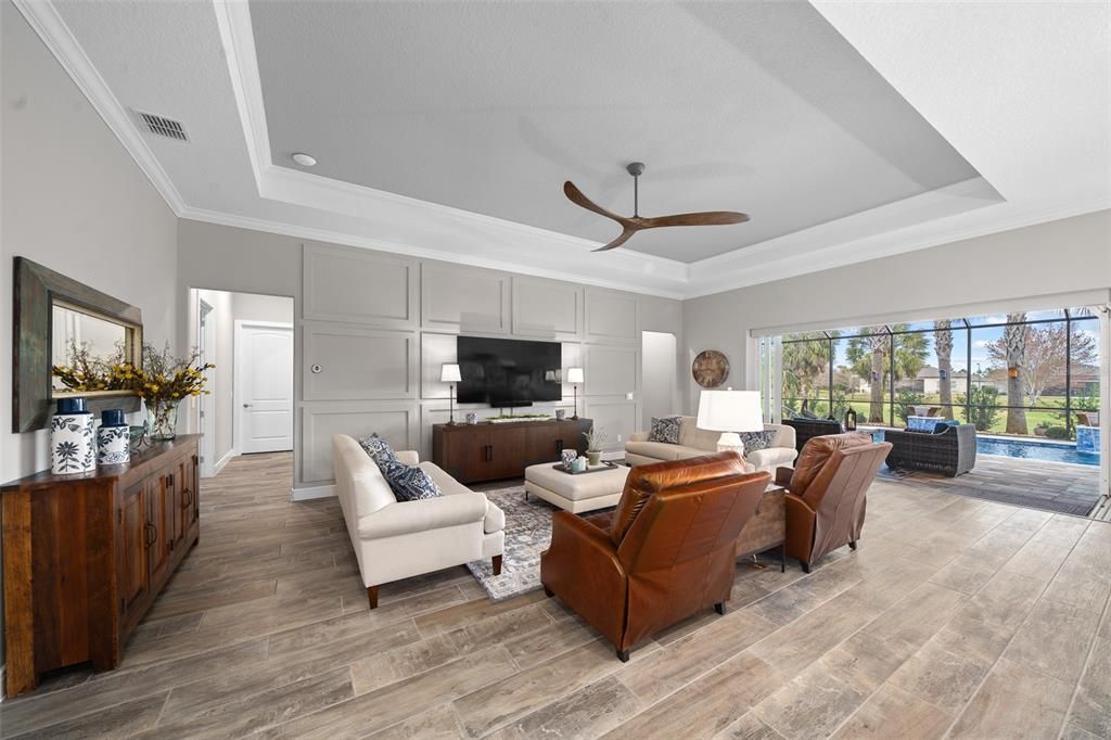 Recently Sold: $795,000 (3 beds, 3 baths, 2529 Square Feet)