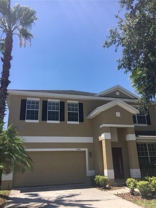 Active With Contract: $2,995 (4 beds, 3 baths, 2581 Square Feet)