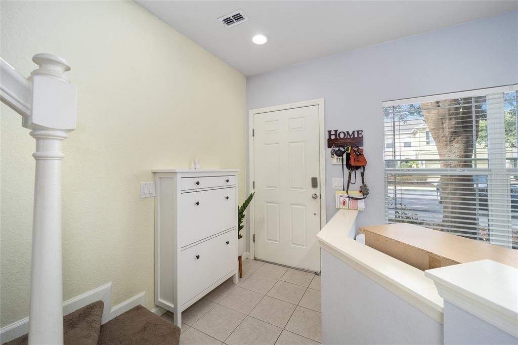 For Sale: $219,900 (2 beds, 2 baths, 1134 Square Feet)