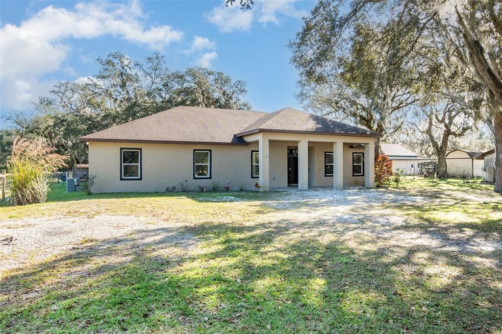 Recently Sold: $561,000 (4 beds, 3 baths, 2532 Square Feet)