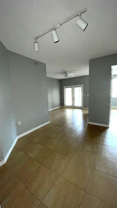 Недавно арендовано: $1,700 (2 спален, 2 ванн, 999 Квадратных фут)
