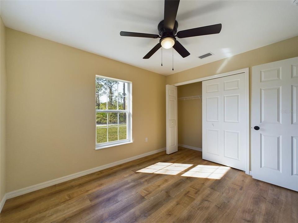 Active With Contract: $269,900 (3 beds, 2 baths, 1212 Square Feet)