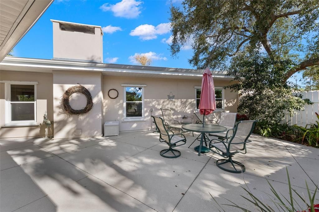 Recently Sold: $535,000 (3 beds, 2 baths, 2503 Square Feet)