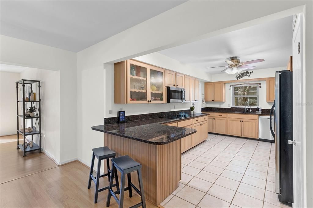 Recently Sold: $535,000 (3 beds, 2 baths, 2503 Square Feet)