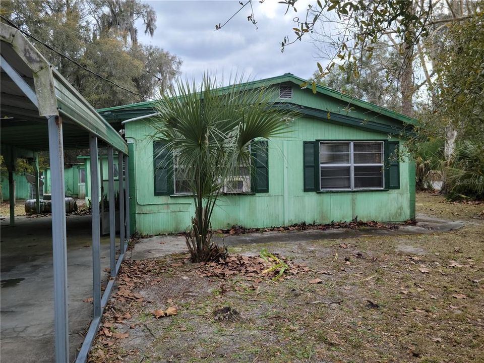 For Sale: $142,500 (3 beds, 1 baths, 1248 Square Feet)
