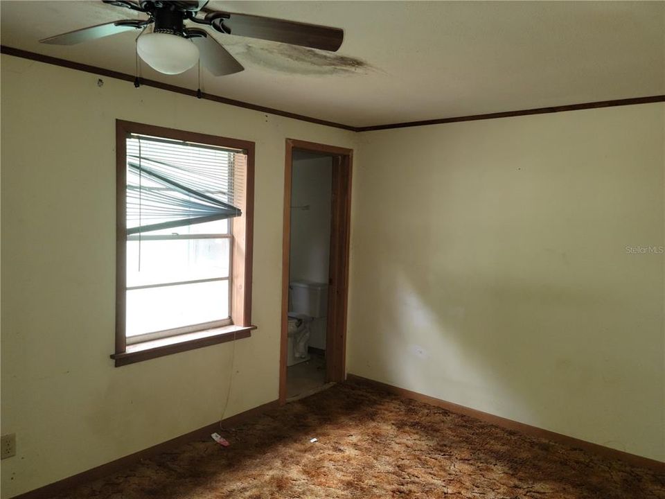 For Sale: $132,000 (3 beds, 1 baths, 1248 Square Feet)
