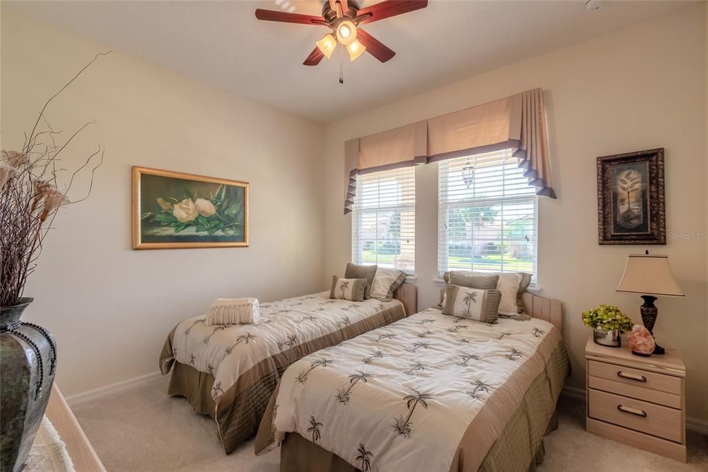 Recently Sold: $430,000 (3 beds, 2 baths, 1795 Square Feet)