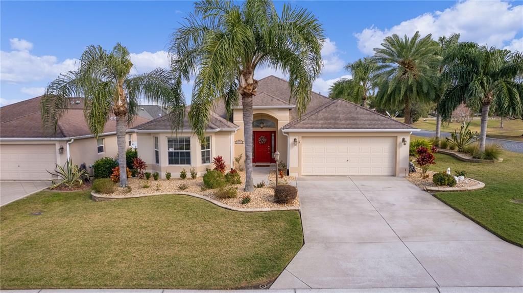 Recently Sold: $465,000 (3 beds, 2 baths, 1939 Square Feet)