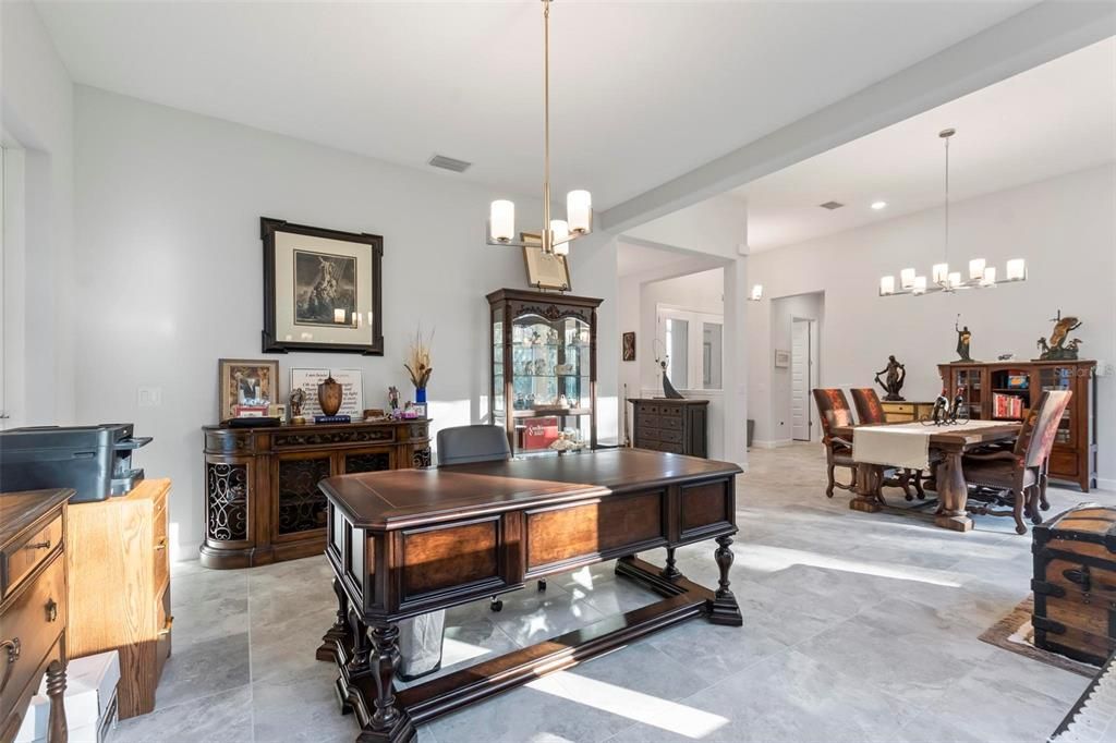 Active With Contract: $999,990 (4 beds, 3 baths, 2712 Square Feet)