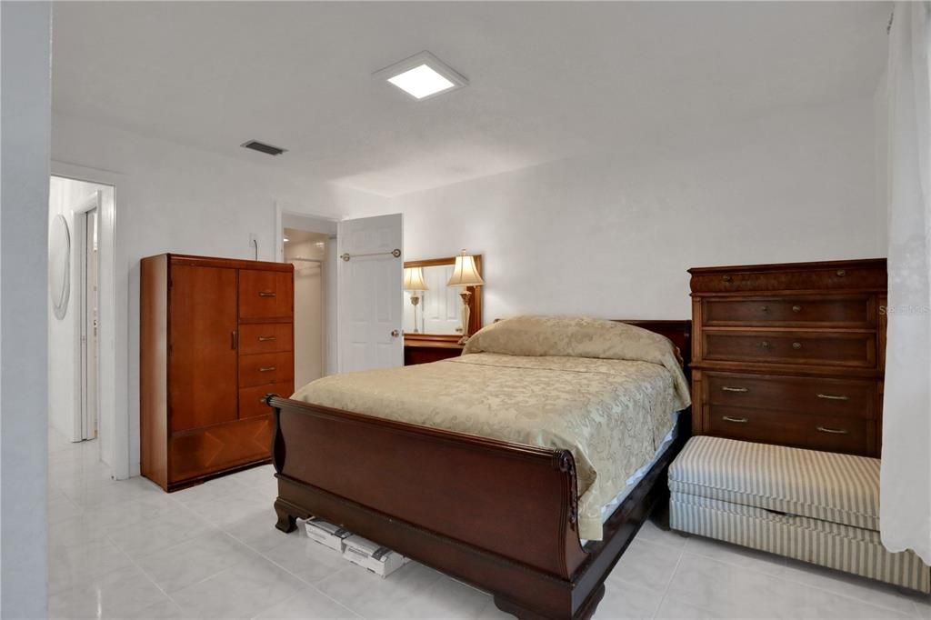 En Venta: $5,600,000 (3 camas, 2 baños, 1719 Pies cuadrados)
