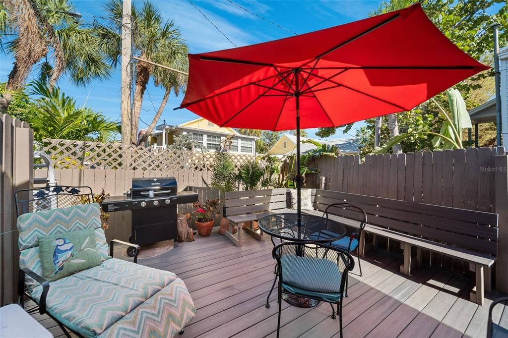 Active With Contract: $1,800,000 (4 beds, 4 baths, 2078 Square Feet)