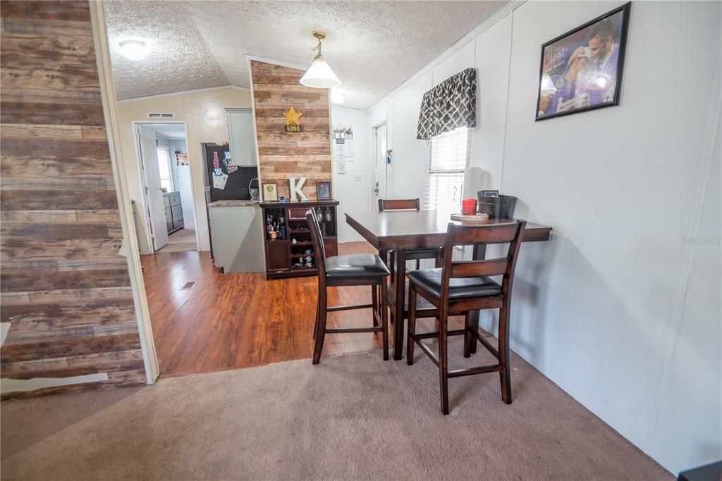 Recently Sold: $169,900 (2 beds, 2 baths, 1152 Square Feet)