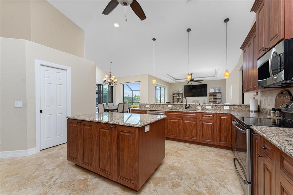 Kitchen with island