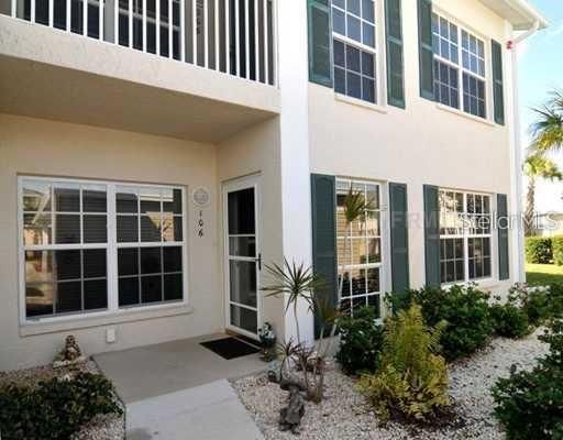 Recently Sold: $340,000 (2 beds, 2 baths, 1510 Square Feet)