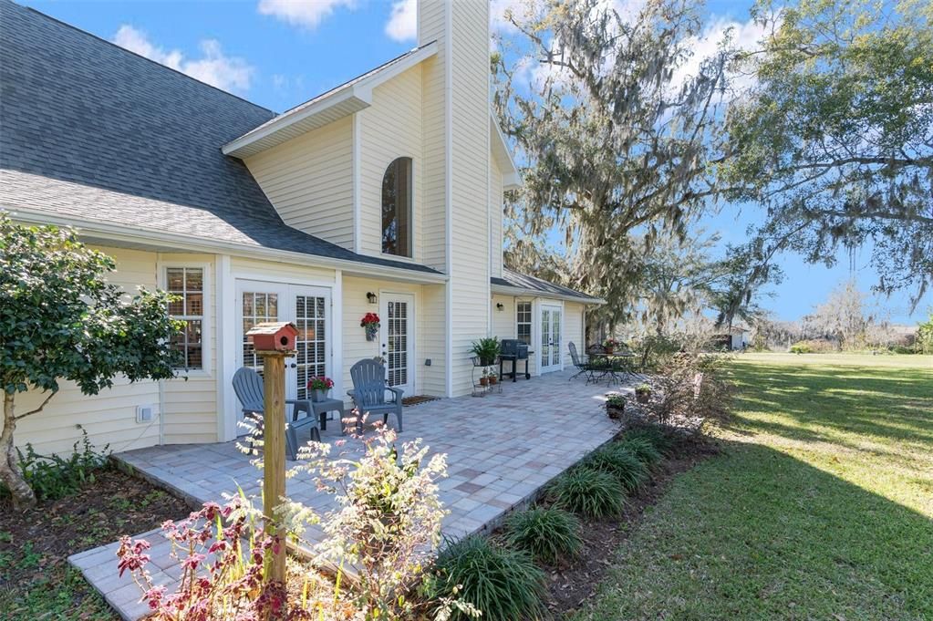 Recently Sold: $699,000 (4 beds, 3 baths, 2806 Square Feet)