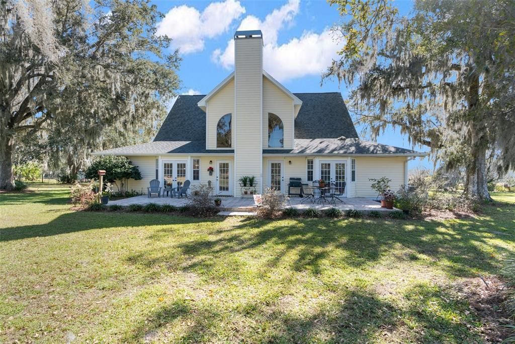 Recently Sold: $699,000 (4 beds, 3 baths, 2806 Square Feet)