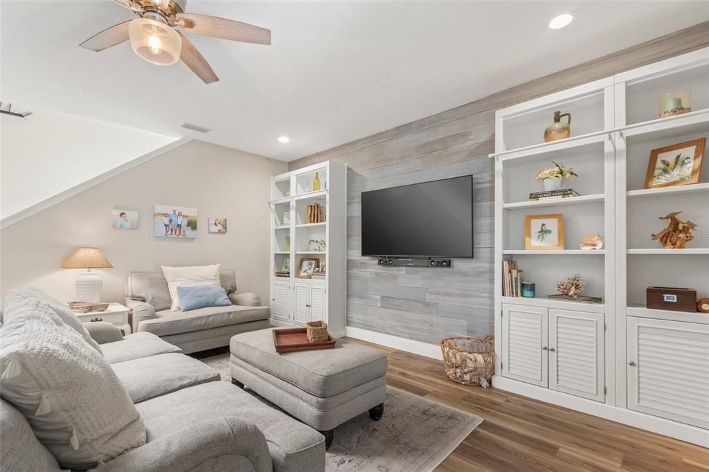 Active With Contract: $819,000 (4 beds, 3 baths, 2680 Square Feet)