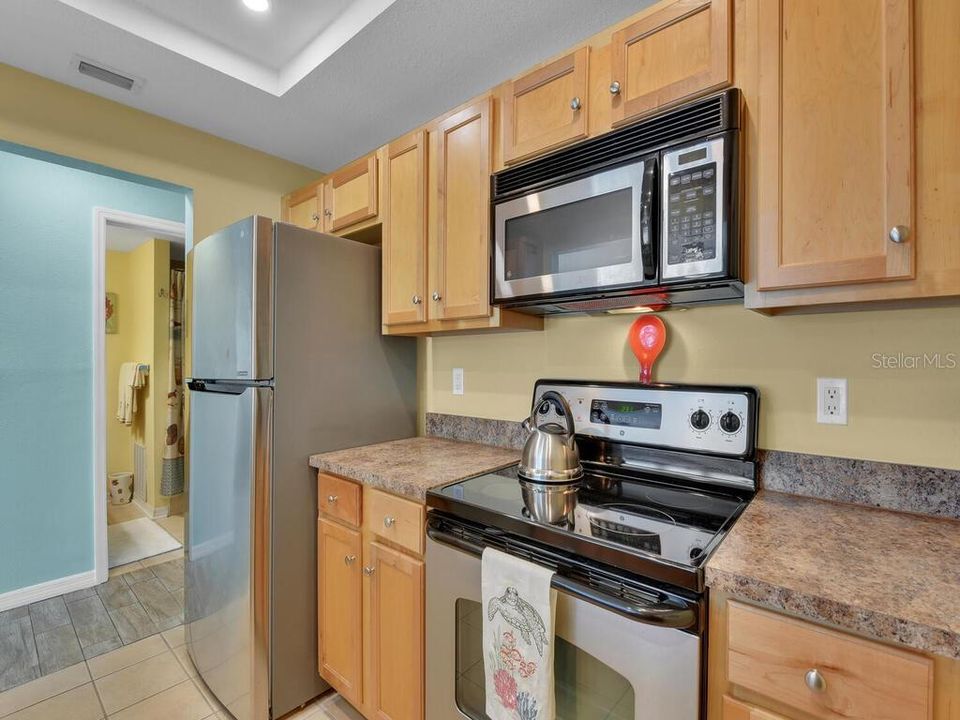 For Sale: $219,000 (2 beds, 1 baths, 791 Square Feet)