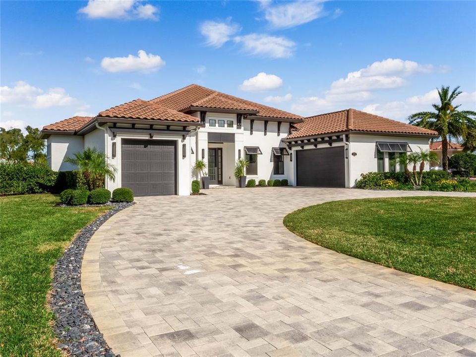 Recently Sold: $1,175,000 (4 beds, 3 baths, 3273 Square Feet)