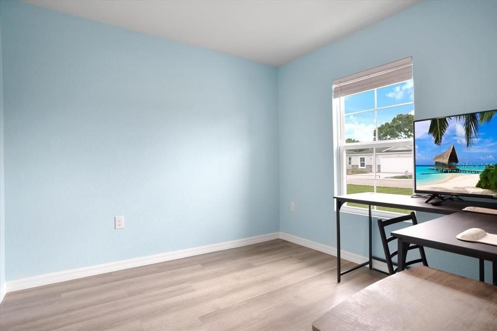 Active With Contract: $205,000 (3 beds, 2 baths, 1215 Square Feet)