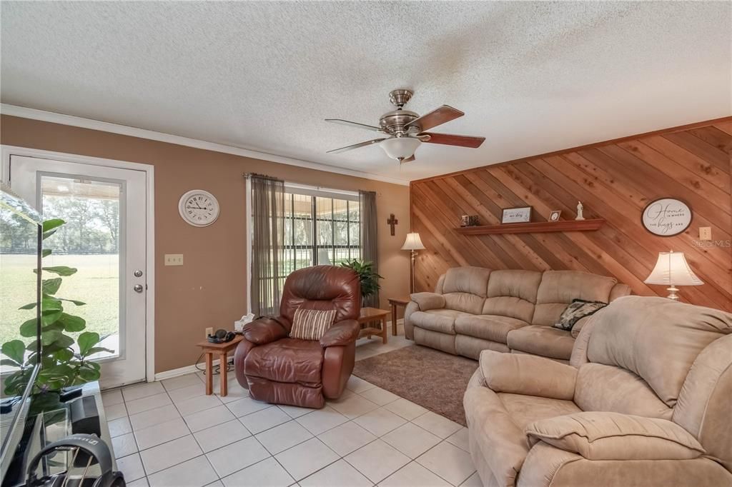 For Sale: $443,500 (4 beds, 2 baths, 1620 Square Feet)