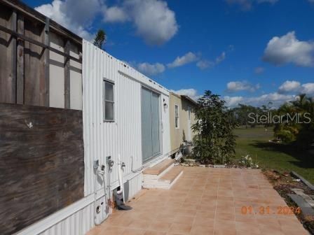 Vendido Recientemente: $39,000 (1 camas, 1 baños, 784 Pies cuadrados)